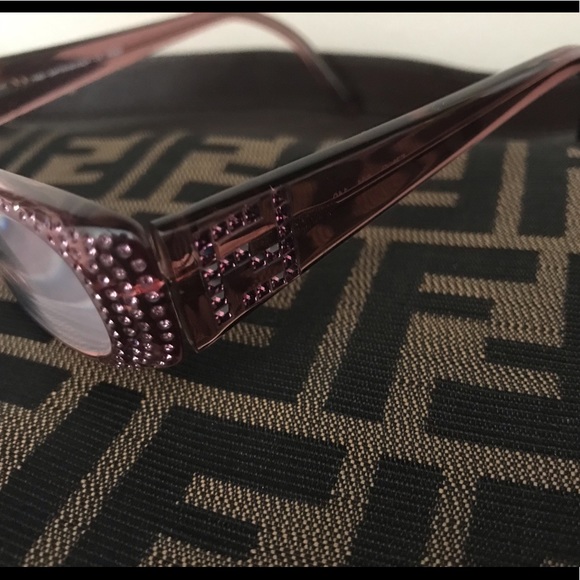 ❌SOLD❌FENDI 2:00 Reading Glasses With Lens - Picture 3 of 8